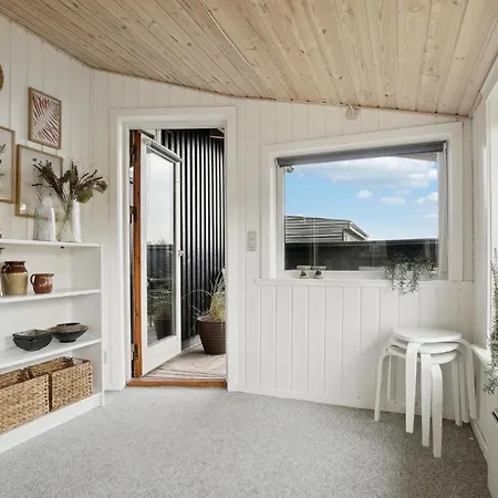 In With Kitchen Thisted