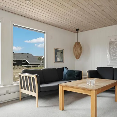 In With Kitchen Holiday home *