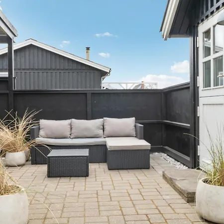 In With Kitchen Nyaraló